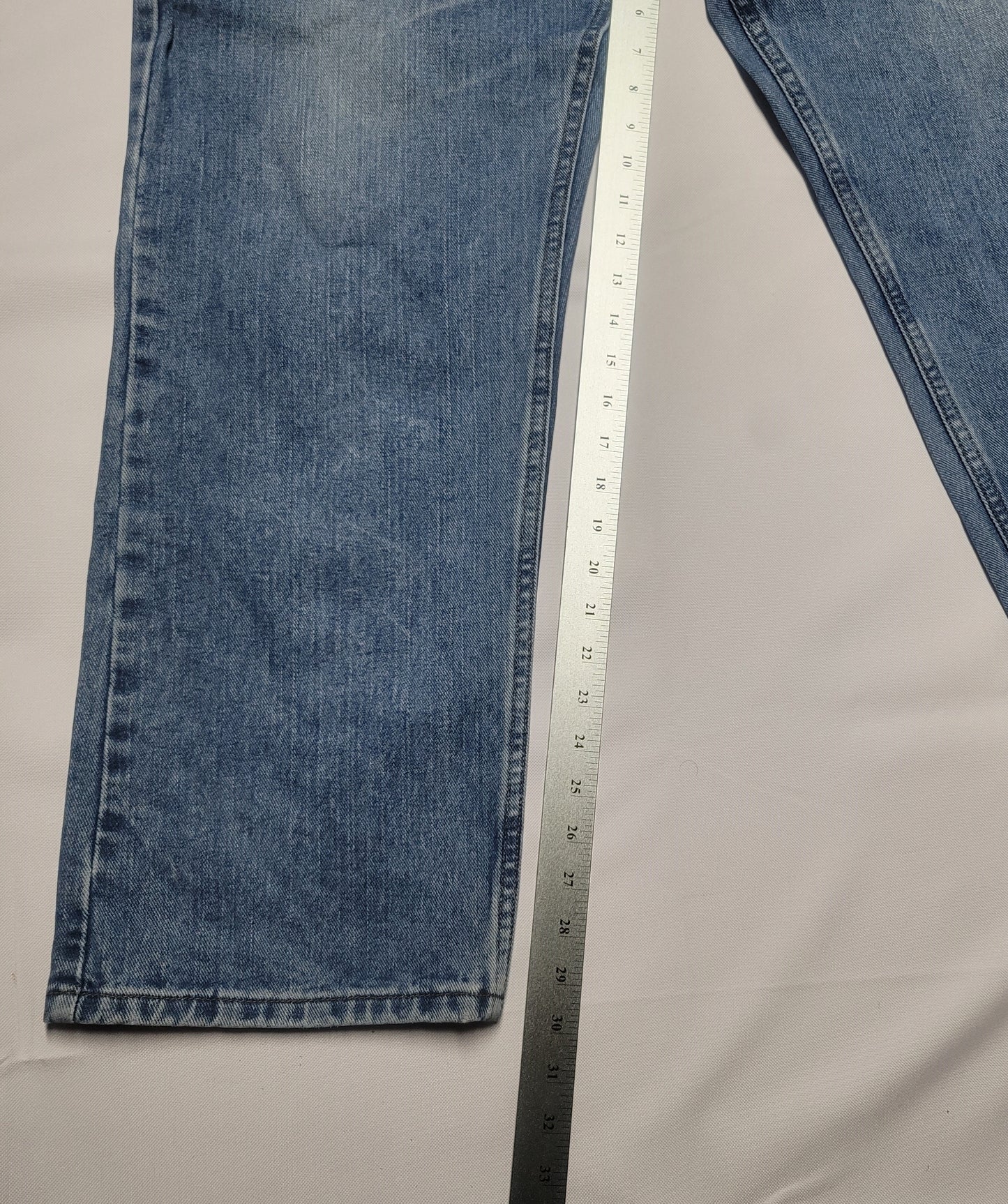 Men's Lee Pre-Owned Relaxed Fit 40W x 30L