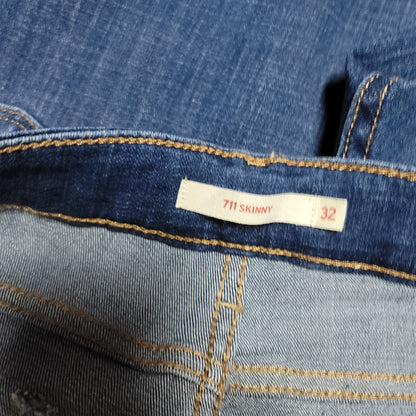 Women's Levi's Pre-Owned 711 Skinny 32W x 30L