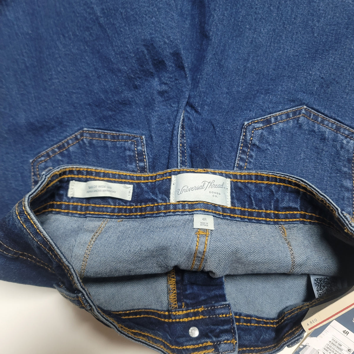 Women's Universal Thread New Size 4R