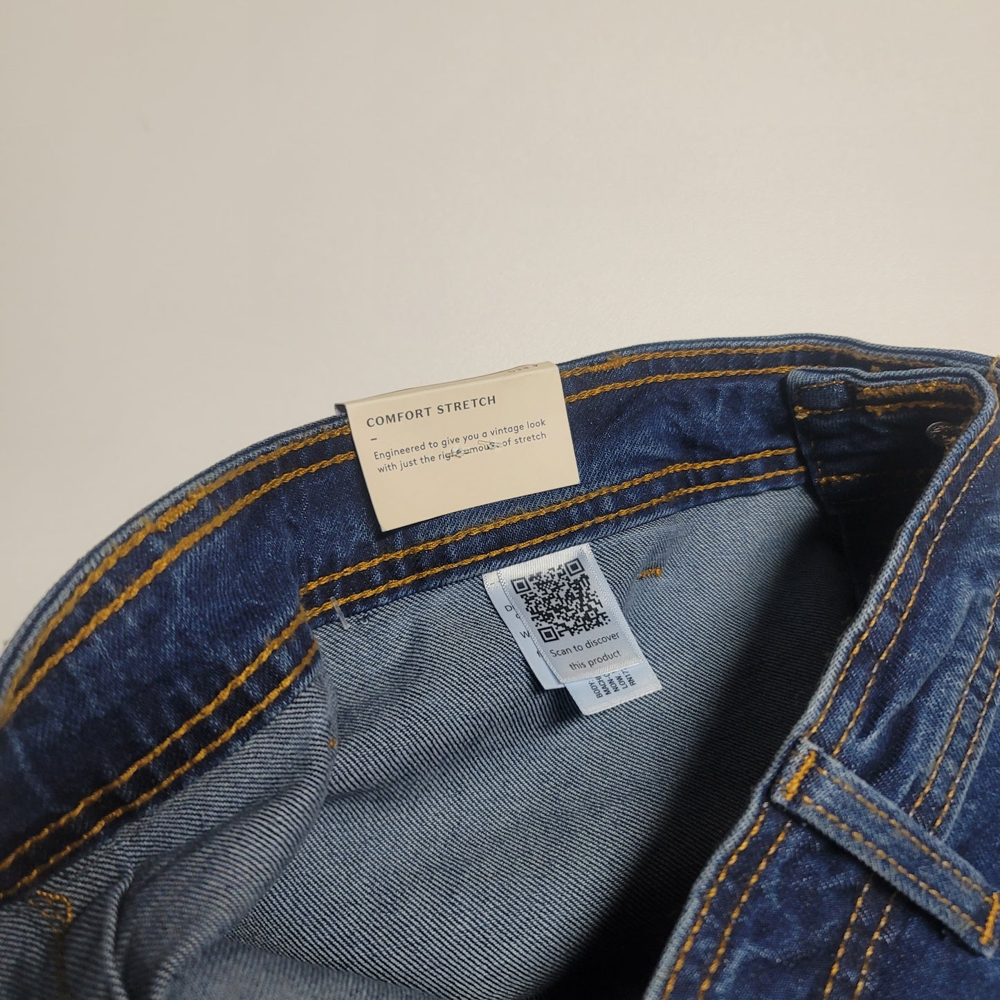 Women's Universal Thread New Size 4R